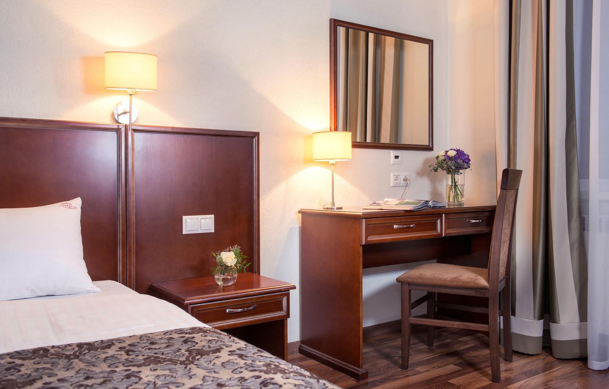 Greguar Hotel By Uhm Kyiv Exterior foto