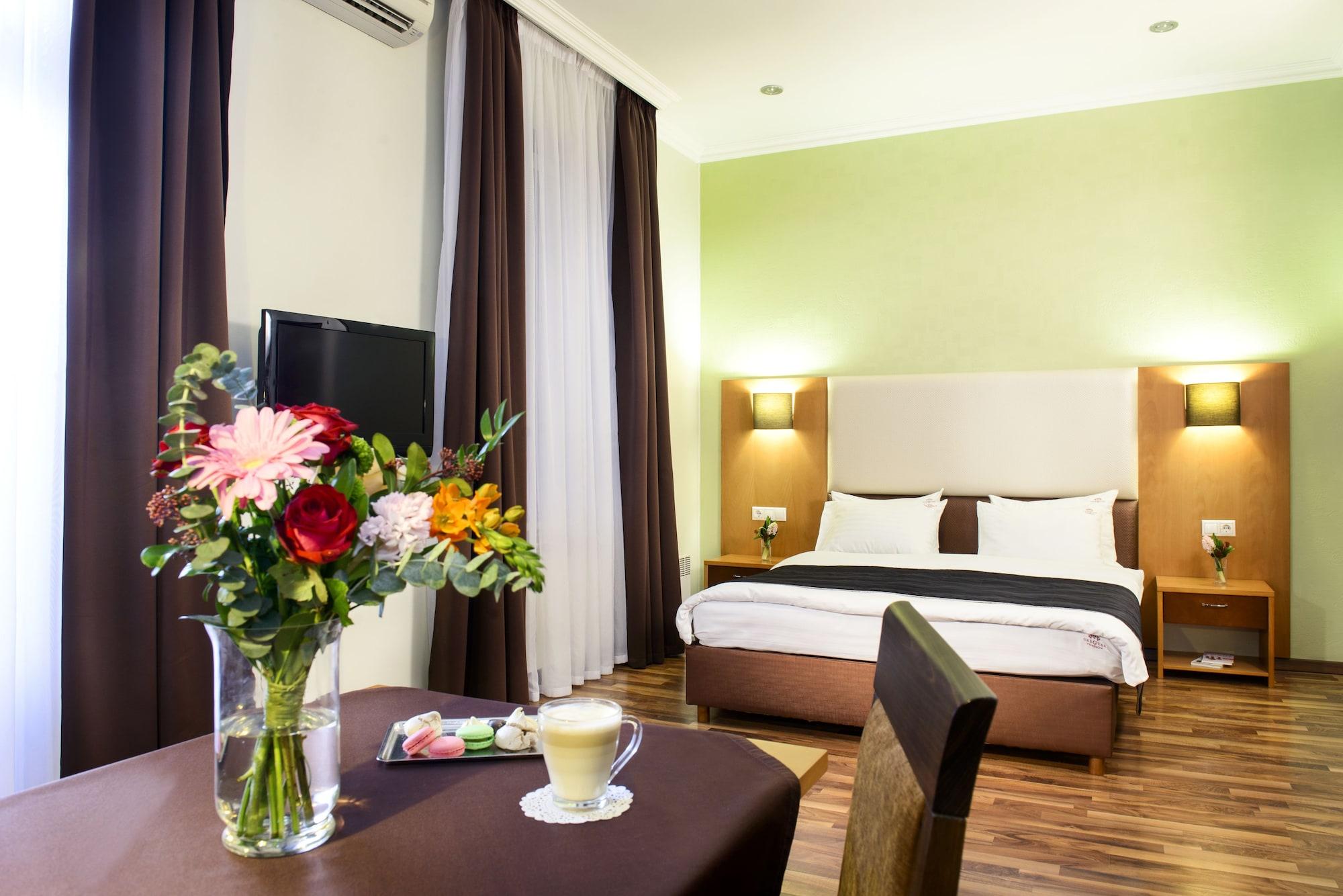 Greguar Hotel By Uhm Kyiv Exterior foto