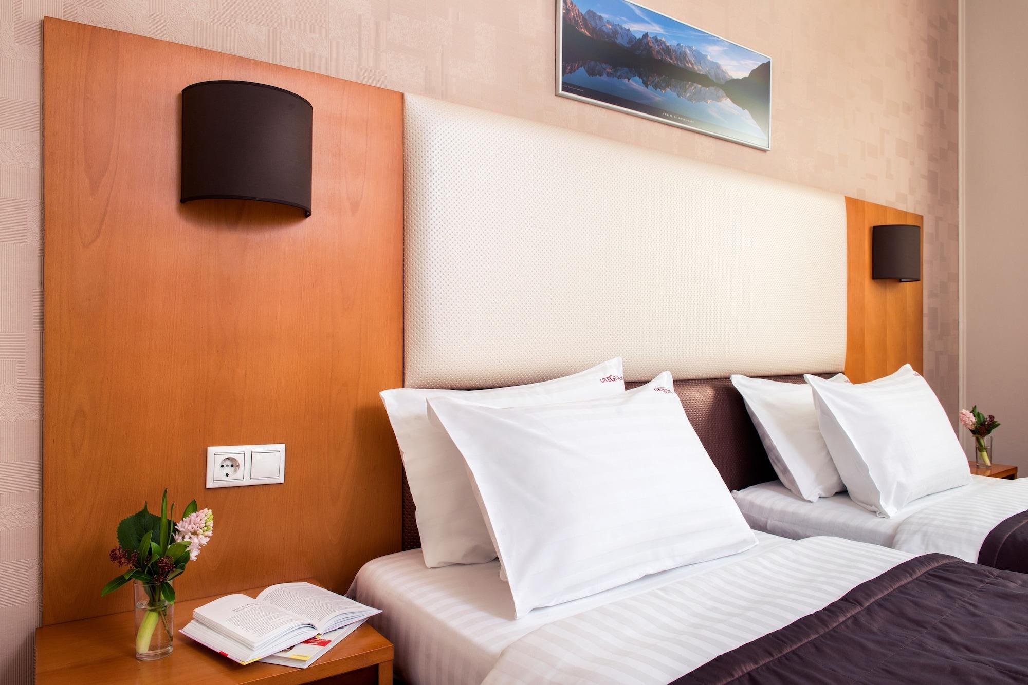 Greguar Hotel By Uhm Kyiv Exterior foto